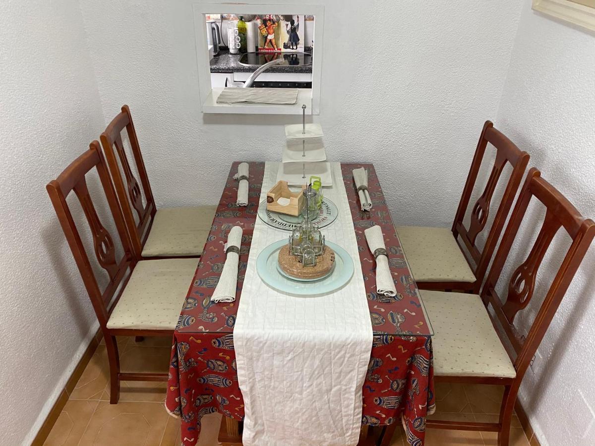 An Indian Bollywood Sevilla Experience - For Families, Couples & Business Trips מראה חיצוני תמונה
